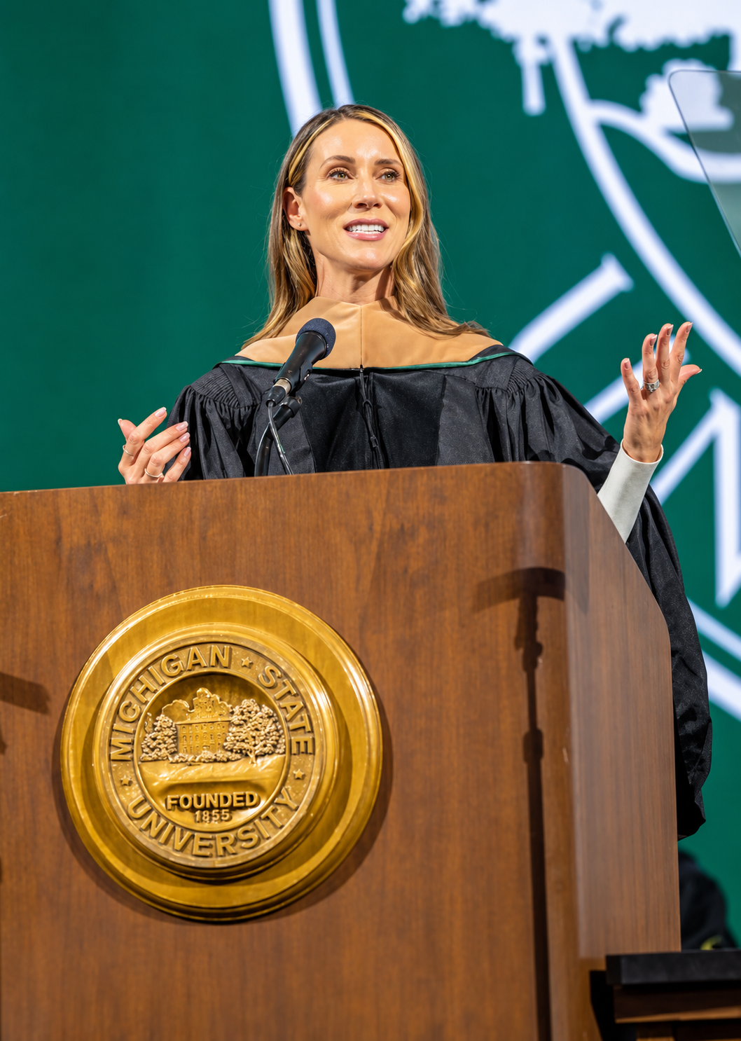 Jillian Lorenz delivering the Michigan State University commencement address
